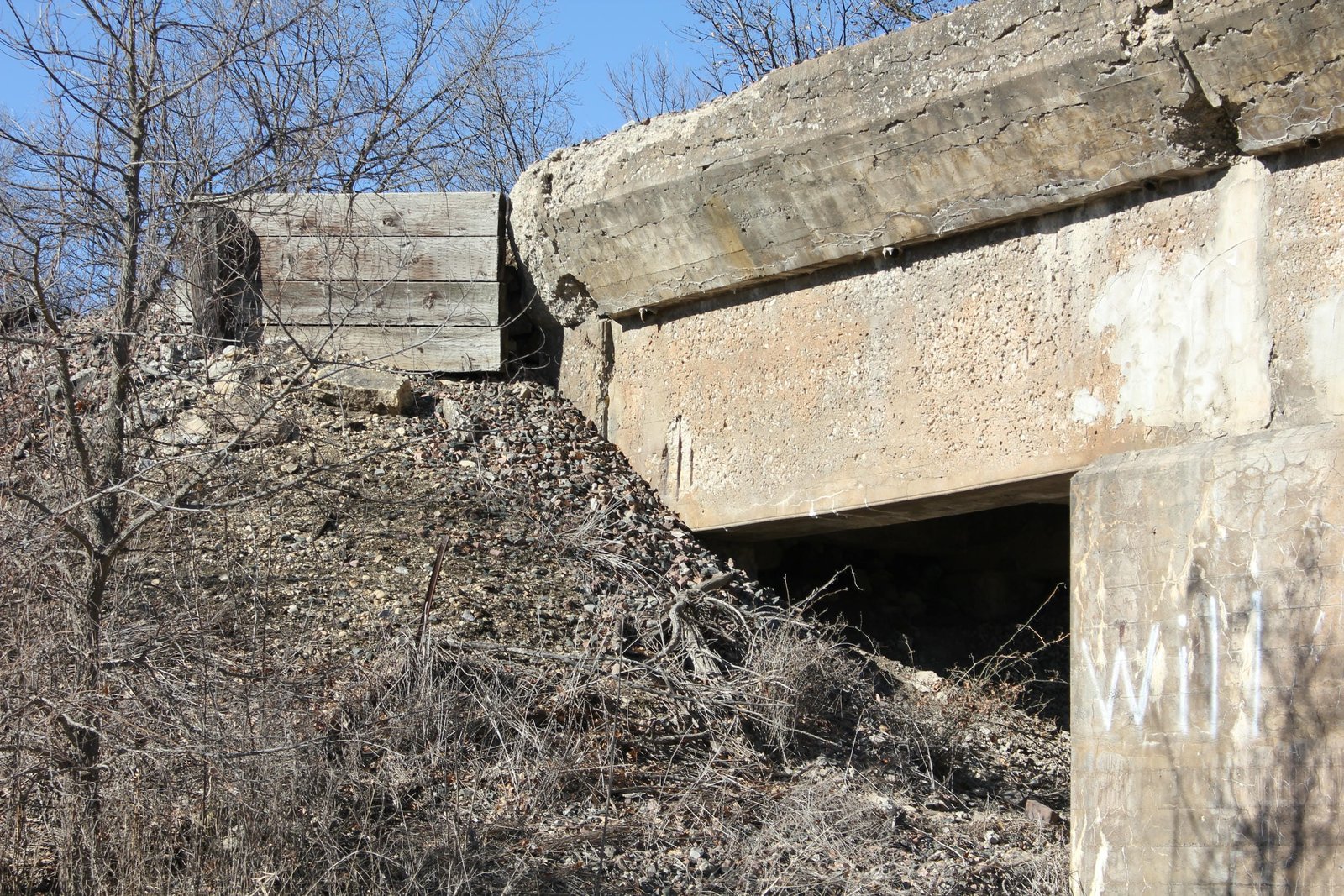 West abutment